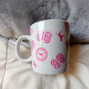 iSO vs pink mugs